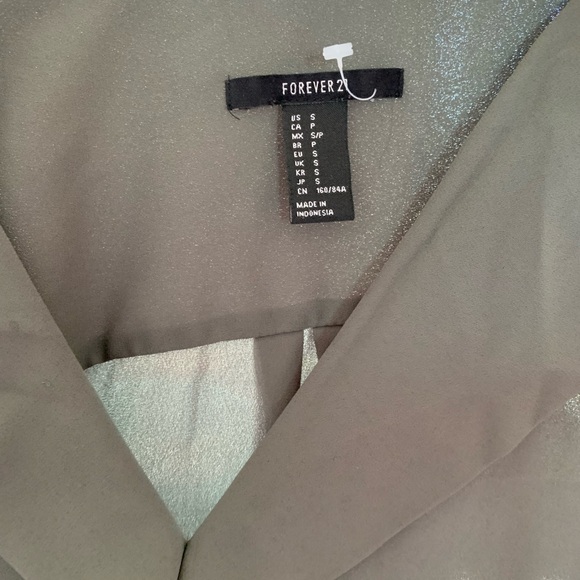 Forever 21 Blouse - Picture 2 of 3